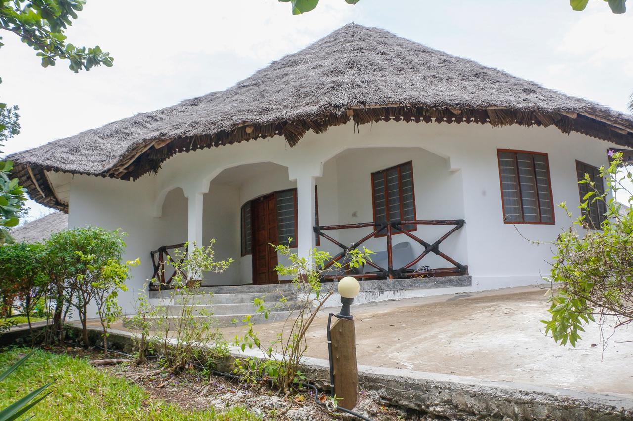African Sun Sea Beach Resort & Spa Zanzibar Zewnętrze zdjęcie